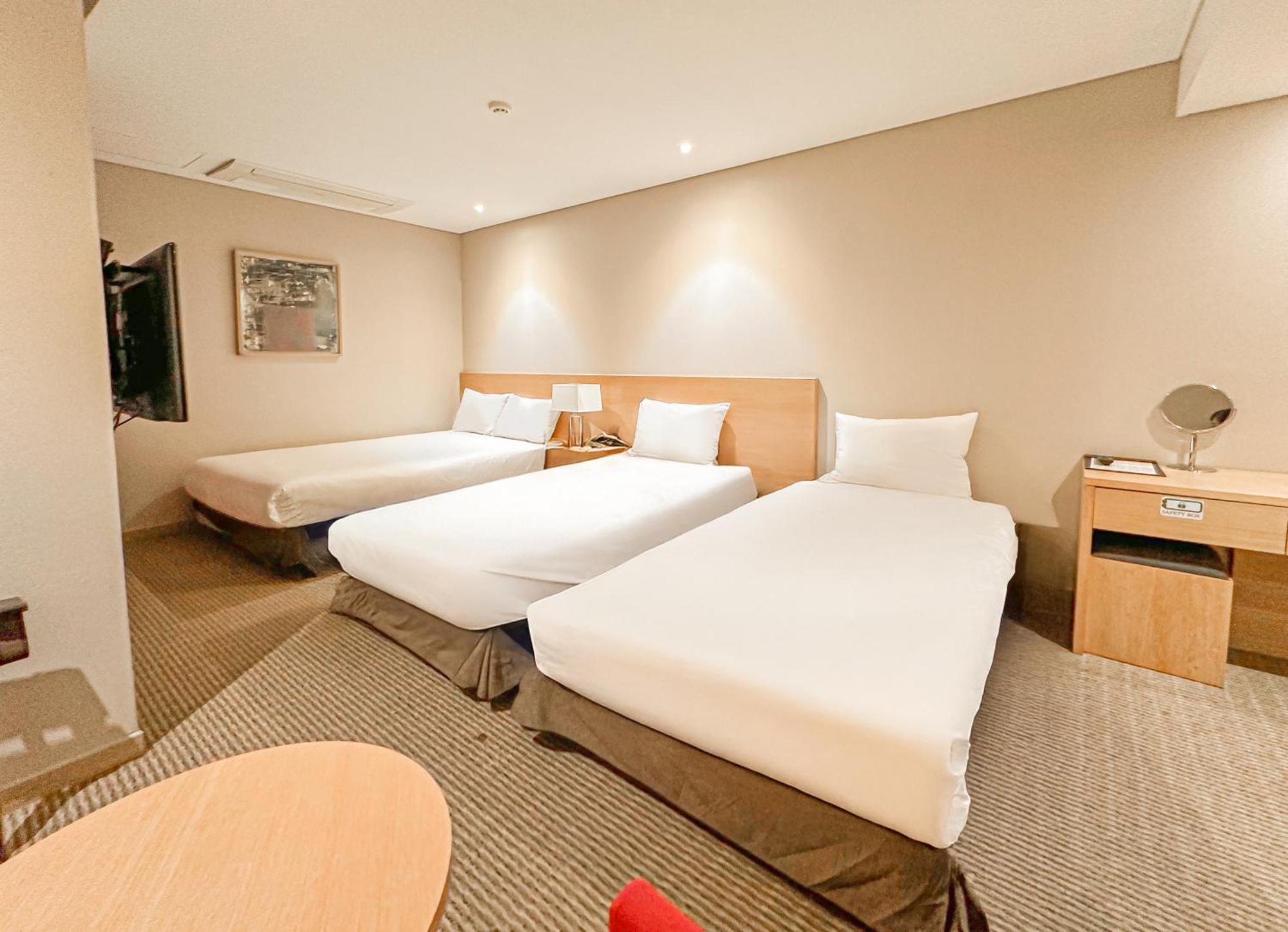 Hotel New Oriental Myeongdong Seoul Exterior photo