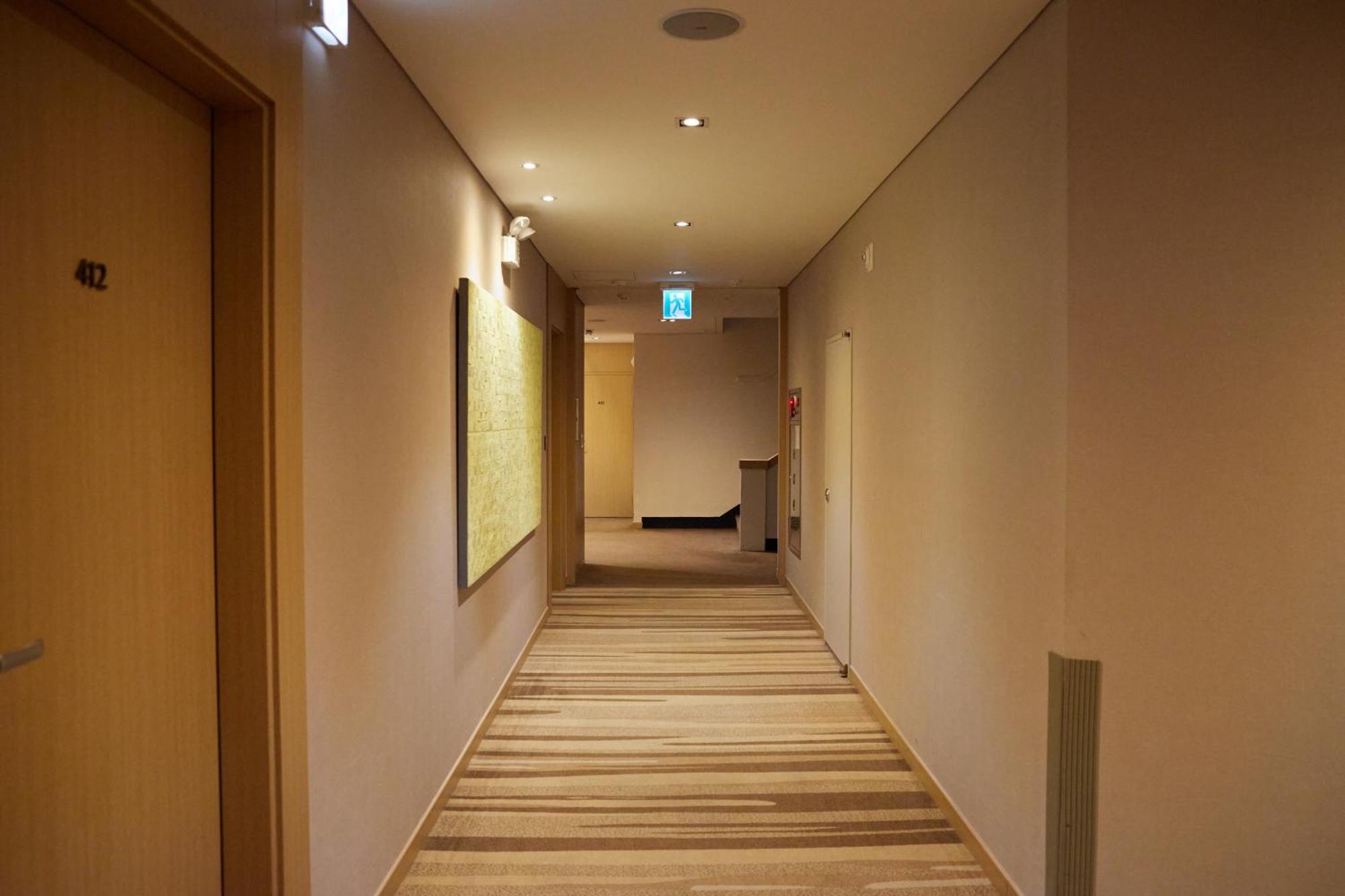 Hotel New Oriental Myeongdong Seoul Exterior photo