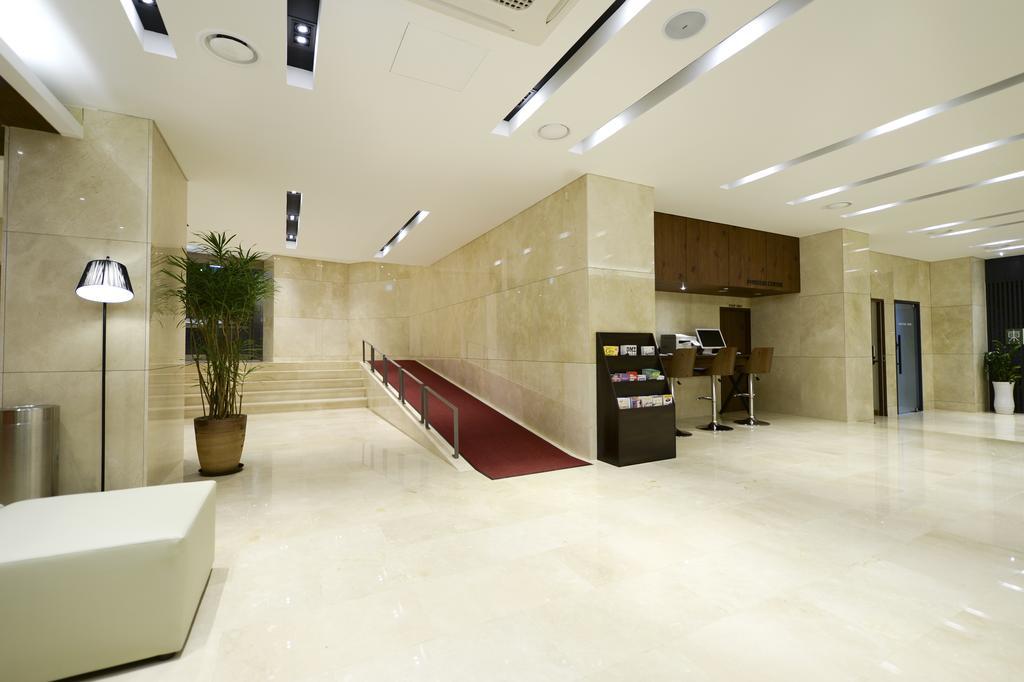 Hotel New Oriental Myeongdong Seoul Exterior photo