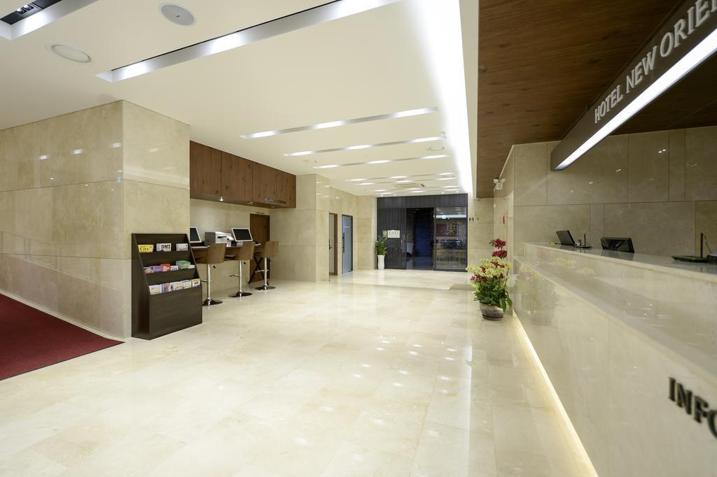 Hotel New Oriental Myeongdong Seoul Exterior photo