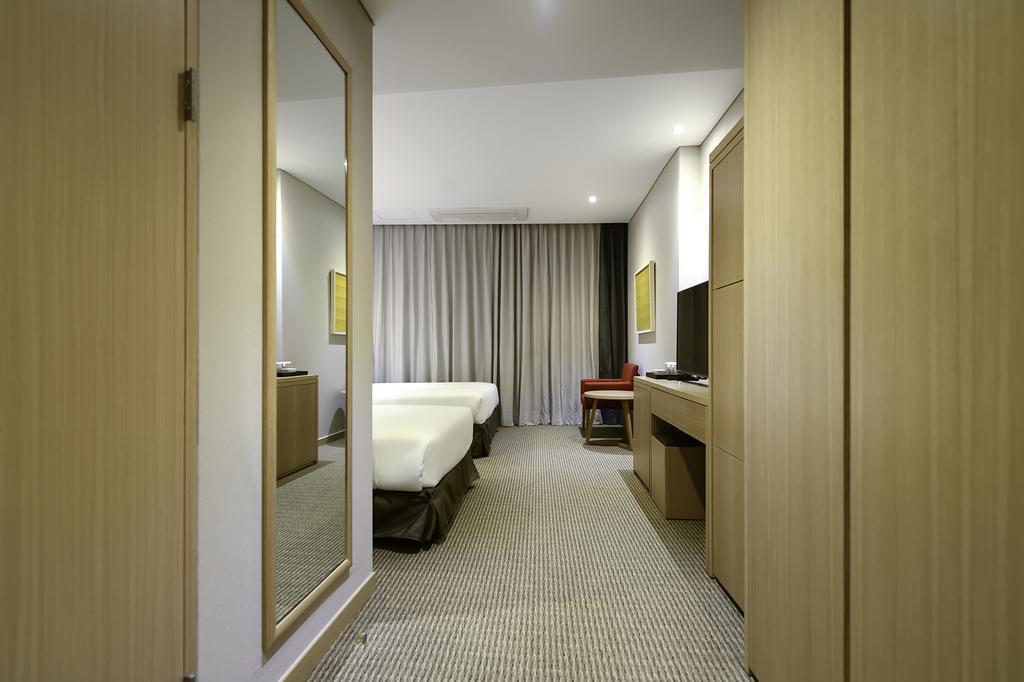 Hotel New Oriental Myeongdong Seoul Exterior photo