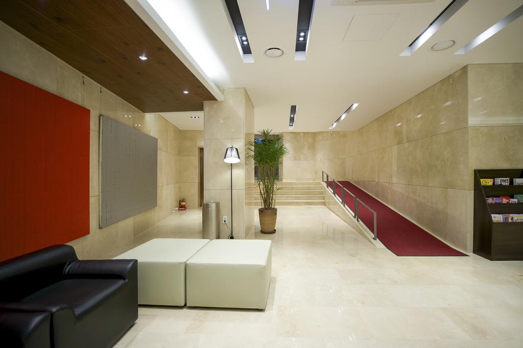 Hotel New Oriental Myeongdong Seoul Exterior photo